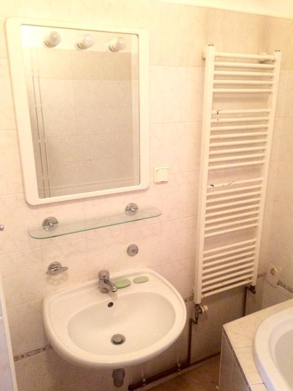 Historic Centre-Spacious Apartment Прага Екстер'єр фото