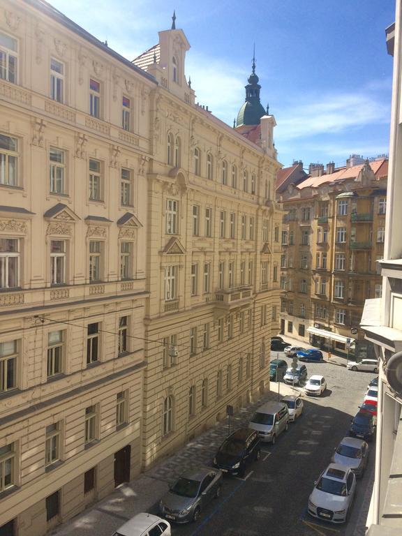 Historic Centre-Spacious Apartment Прага Екстер'єр фото